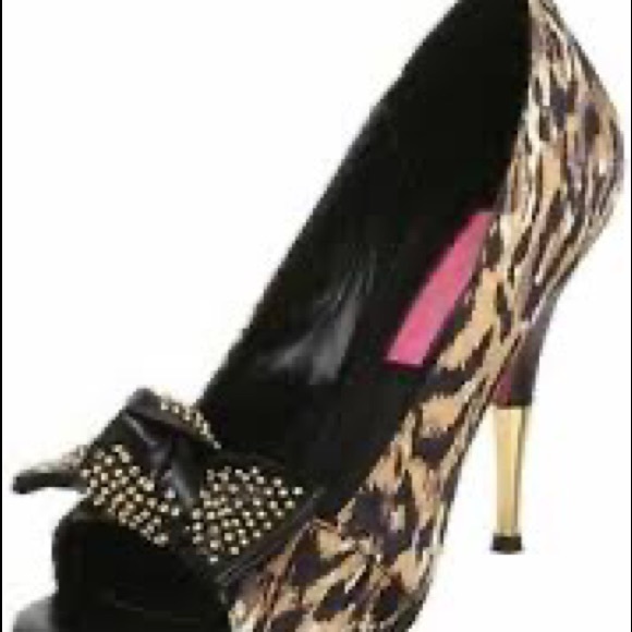 Women’s Betsy Johnson Heels size 7M - Picture 4 of 7